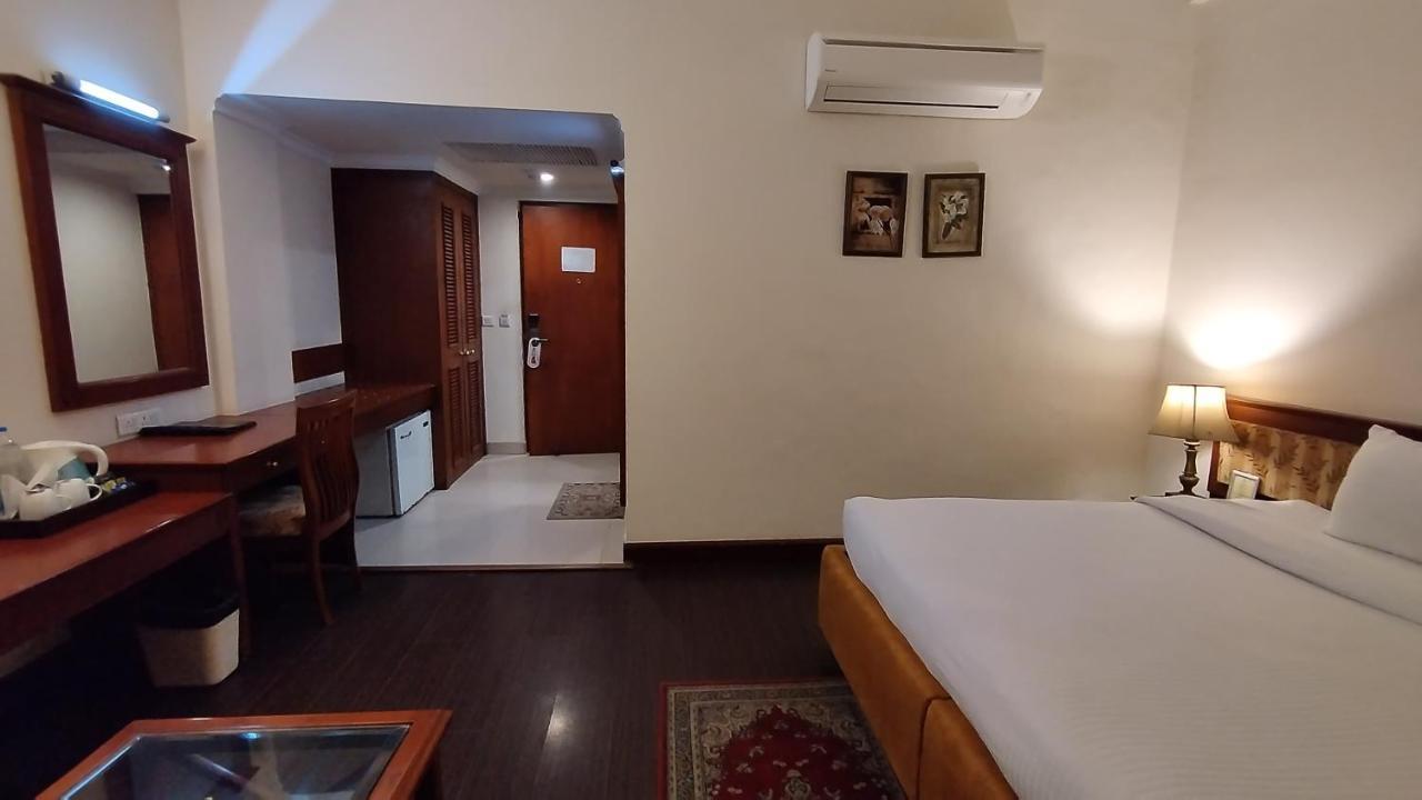 Hotel Sepal Bathinda Exterior photo