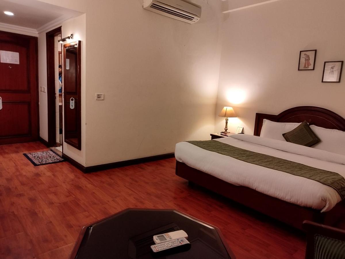 Hotel Sepal Bathinda Exterior photo