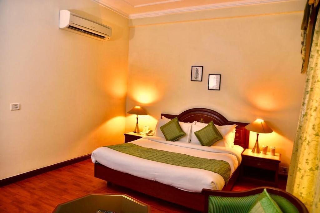 Hotel Sepal Bathinda Exterior photo